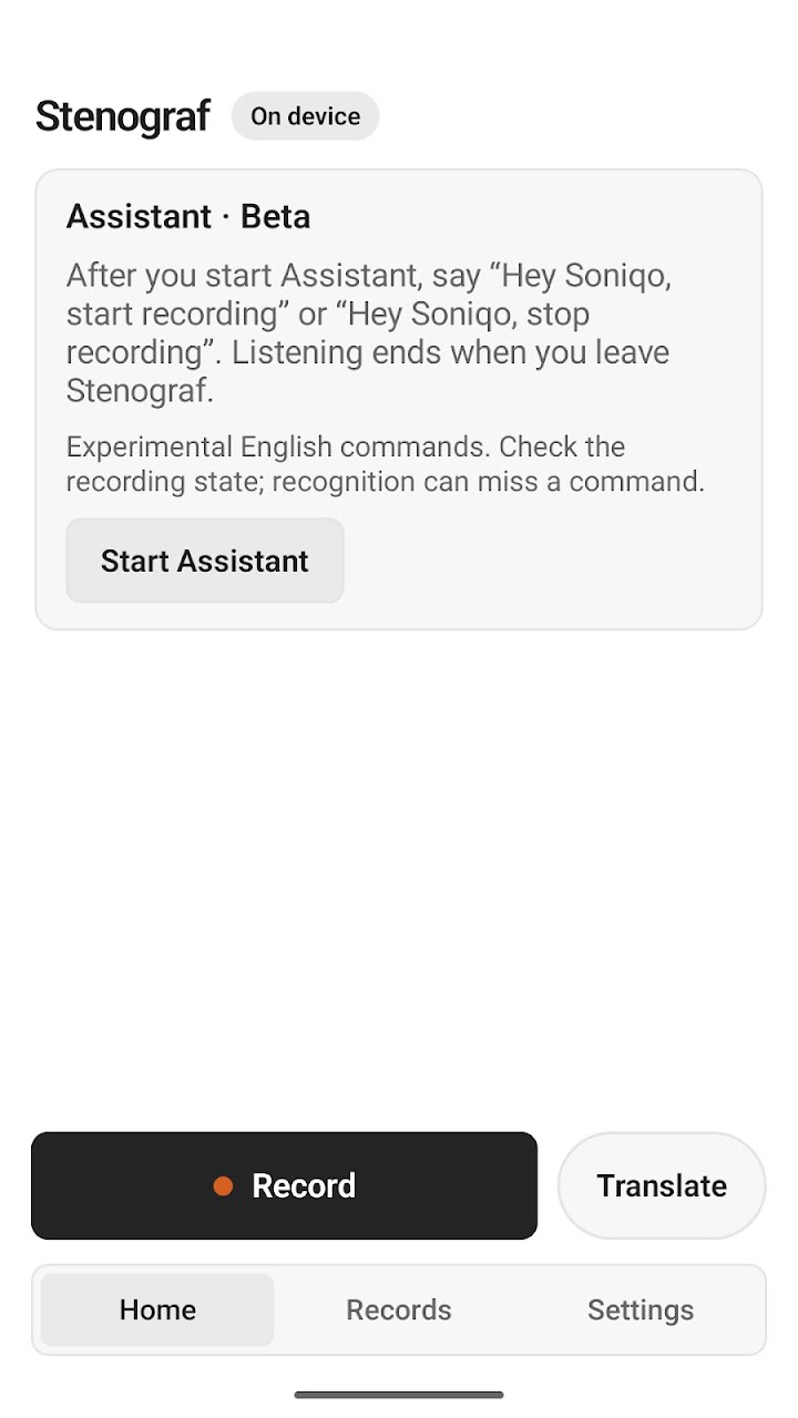 Stenograf บน Android พร้อมปุ่มบันทึกและแปลและตัวเลือก Beta Assistant